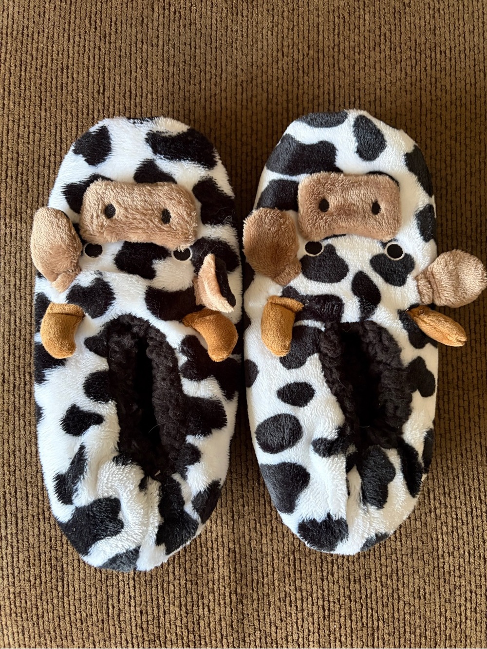 Cow slippers for women